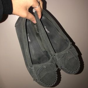 GRAY MOCCASINS WITH NO FUR LINING